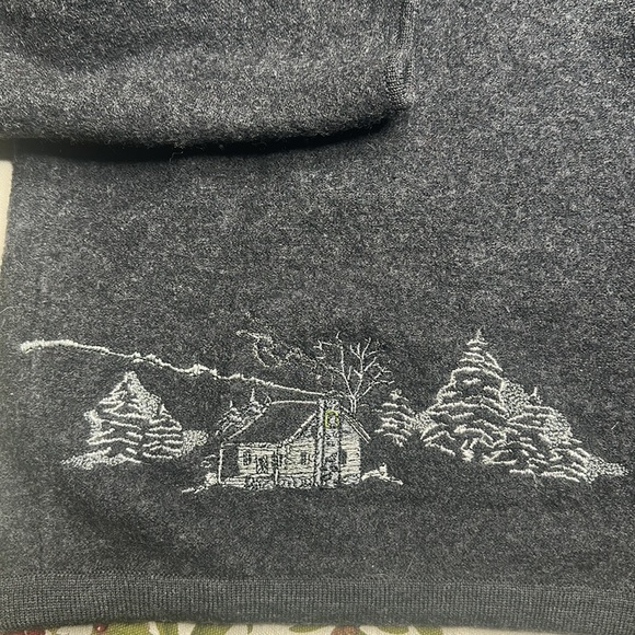 Woolrich button up jacket with embroidered village detail & deer button detail M - Picture 4 of 10